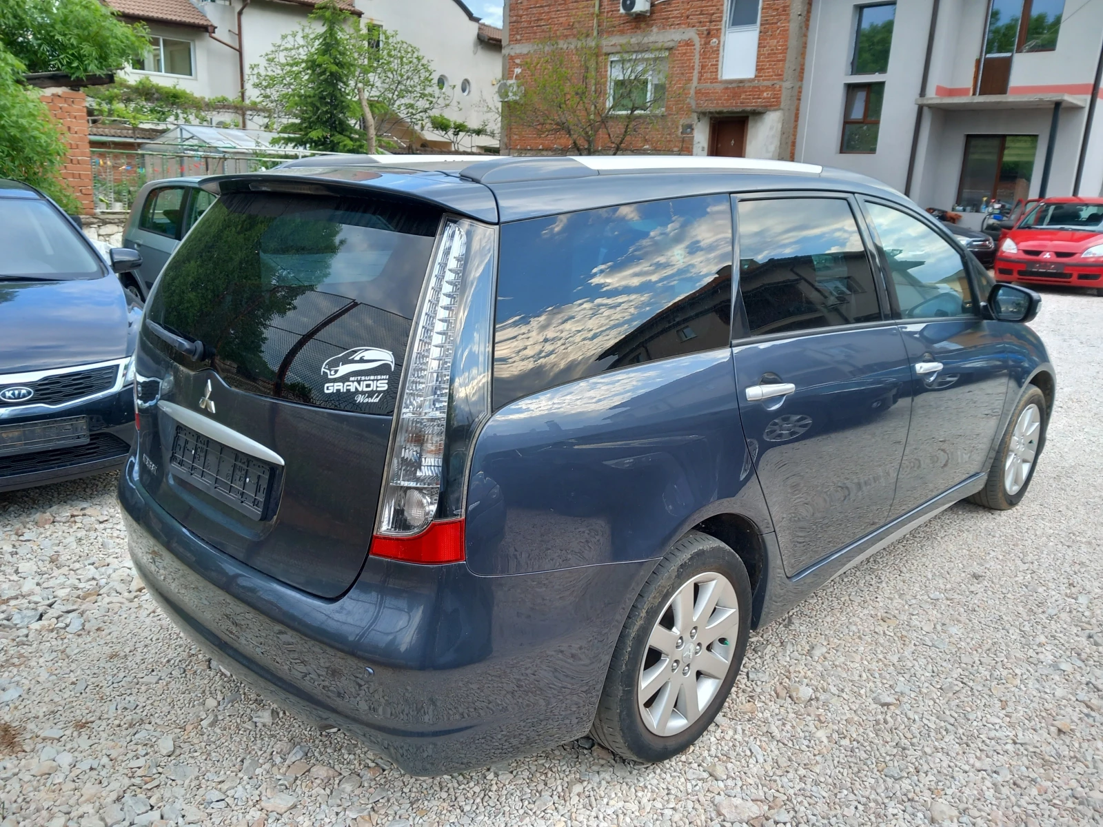 Mitsubishi Grandis 2.4i Facelift 6+ 1сед - изображение 5