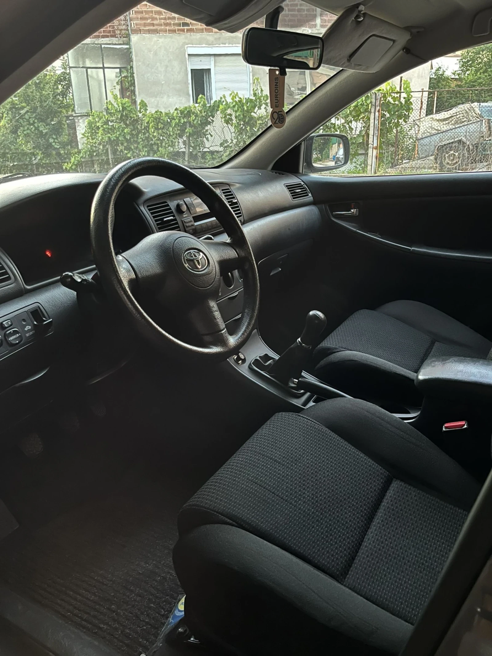 Toyota Corolla 1.4 VVTI | Mobile.bg — изображение 12