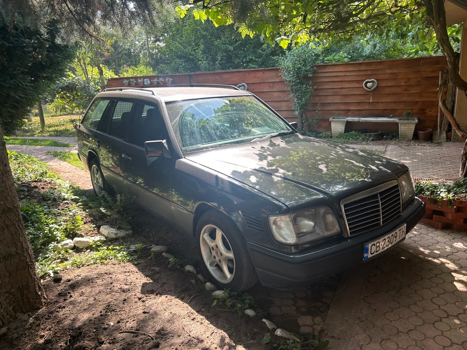 Mercedes-Benz E 250  - изображение 3