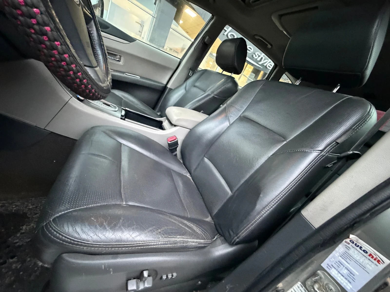 Subaru Outback 3.0i* Газов* Инжекцион* Кожа* 4х4 - изображение 10