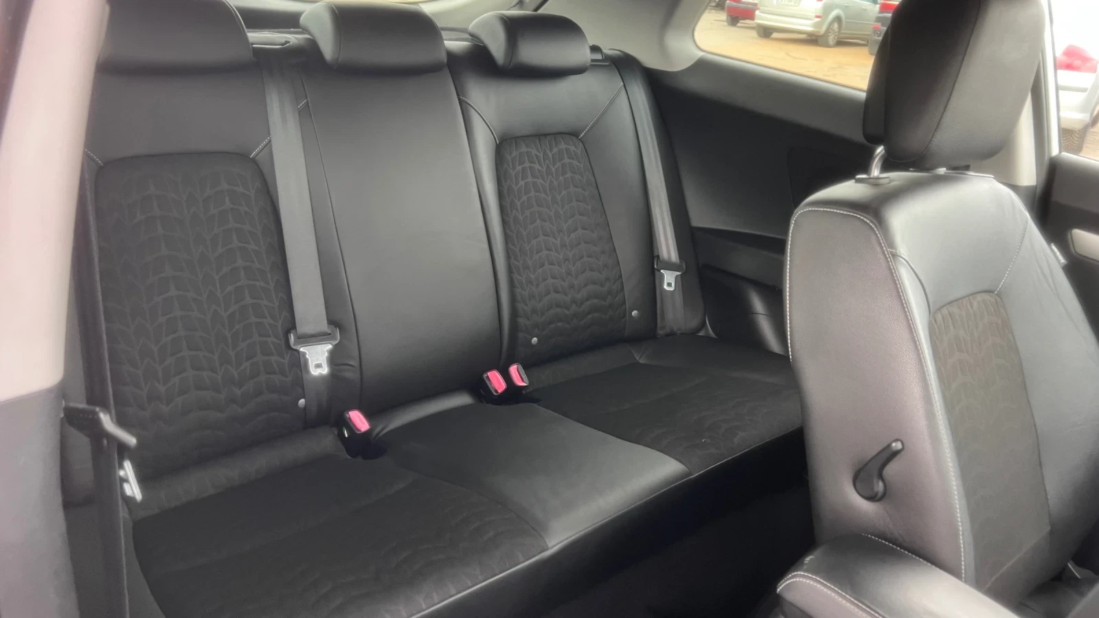 Kia Pro ceed 2.0 CVVT / �������� / ������� / ����������� | Mobile.bg � ����������� 11