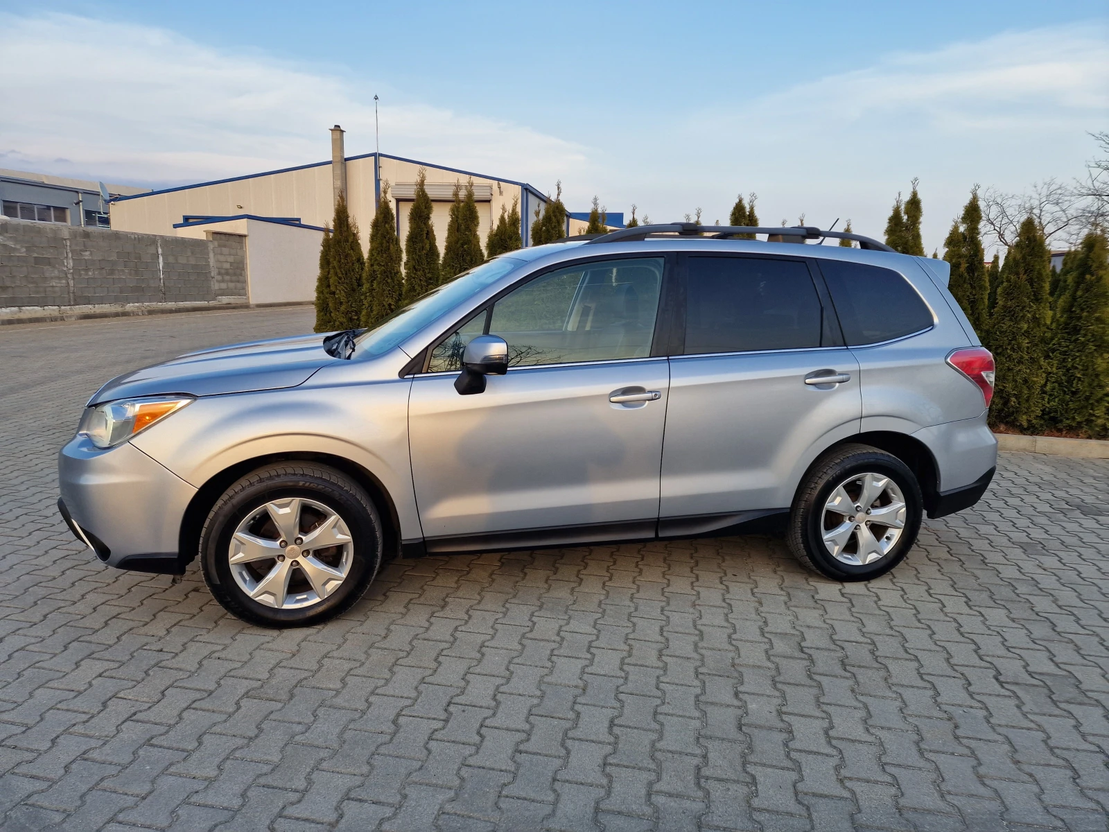 Subaru Forester 2.5i Touring Package, снимка 7 - Автомобили и джипове - 53713045