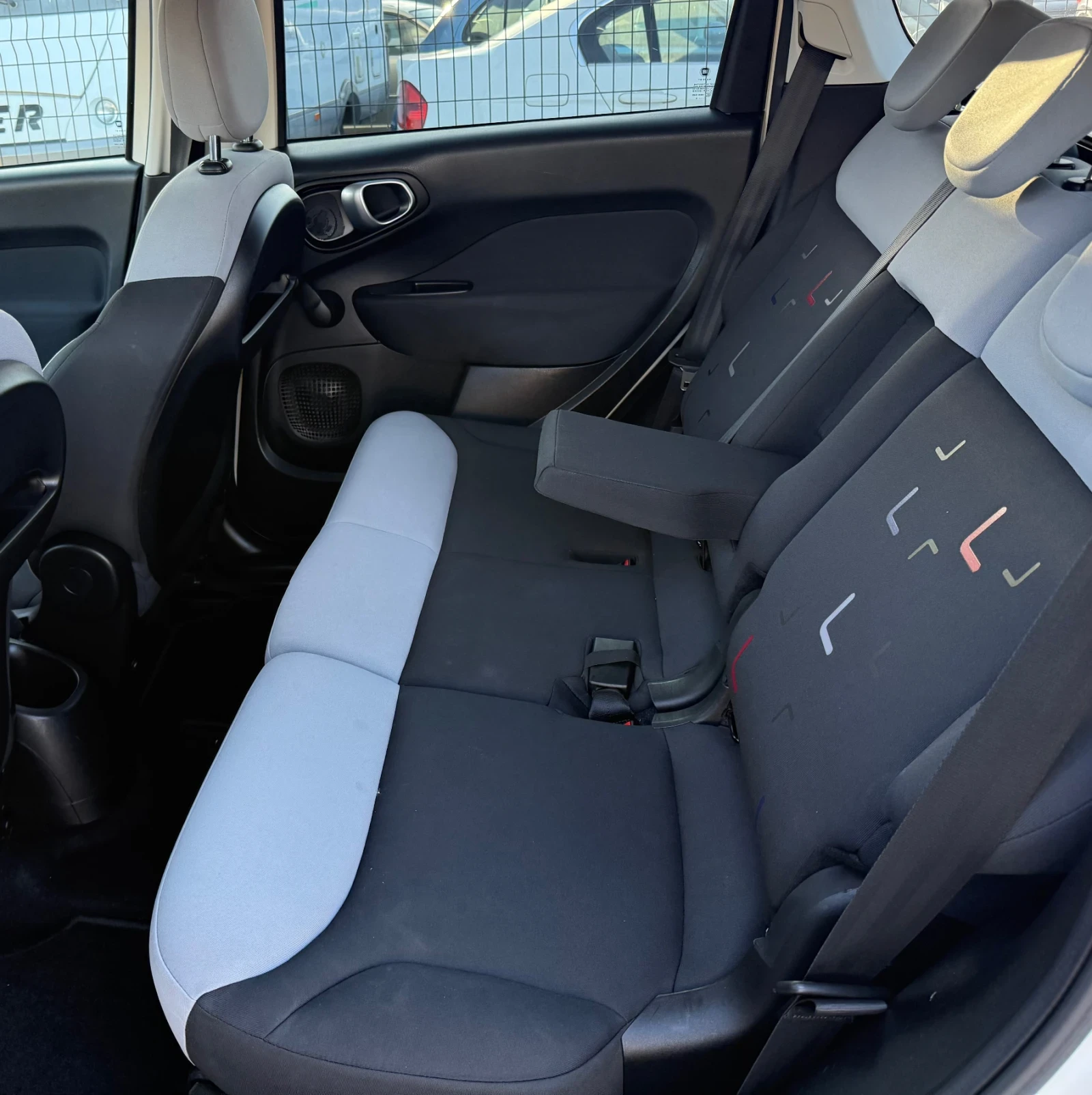 Fiat 500L 1.6 mJET 6ck 120kc, снимка 13 - Автомобили и джипове - 53817931