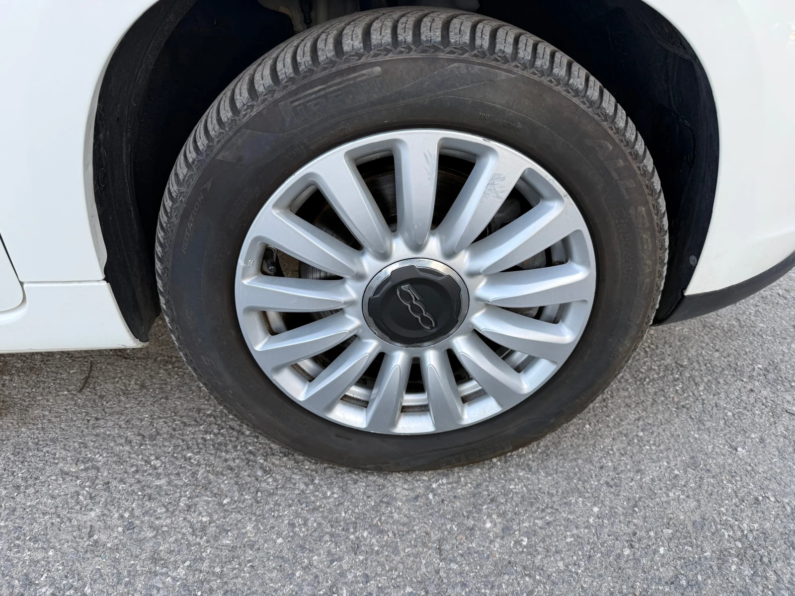 Fiat 500L 1.6 mJET 6ck 120kc, снимка 8 - Автомобили и джипове - 53817931