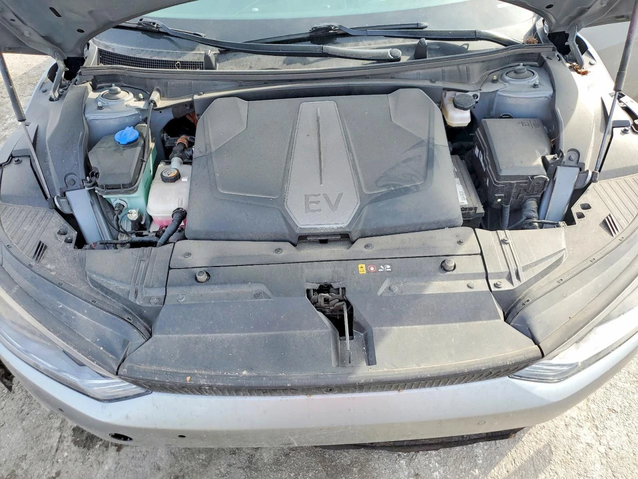 Kia EV6 Gt-Line, снимка 12 - Автомобили и джипове - 53935947