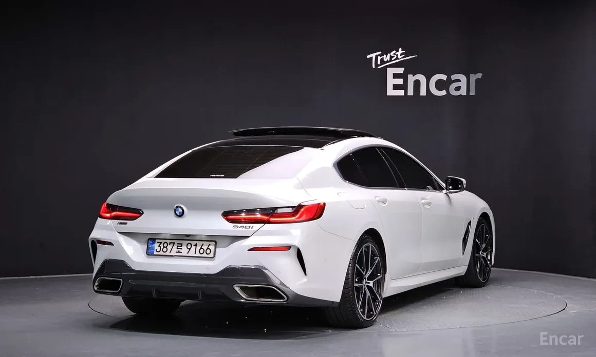 BMW 840 xDrive / B&W / 360 / TARTUFO BLACK / HUD / ОБДУХ, снимка 2 - Автомобили и джипове - 54055315