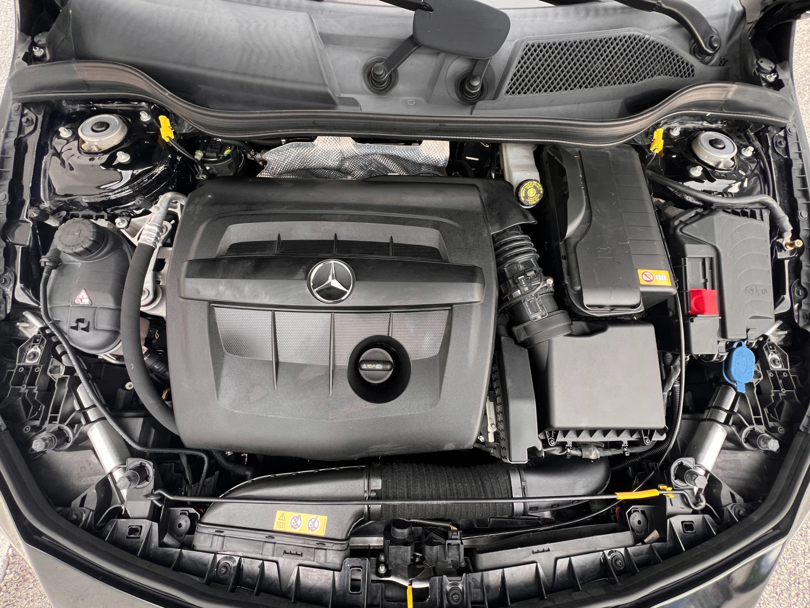 Mercedes-Benz CLA 180 d Sport * * * ПРОЧЕТИ ОПИСАНИЕТО* * * , снимка 15 - Автомобили и джипове - 54100004