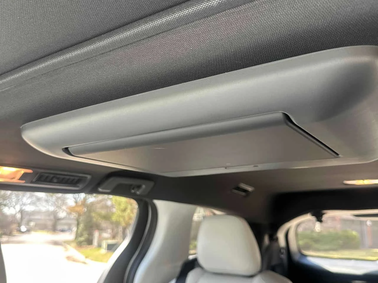 Toyota Sienna XSE 7 Passenger AWD  CARFAX, снимка 10 - Автомобили и джипове - 54112816