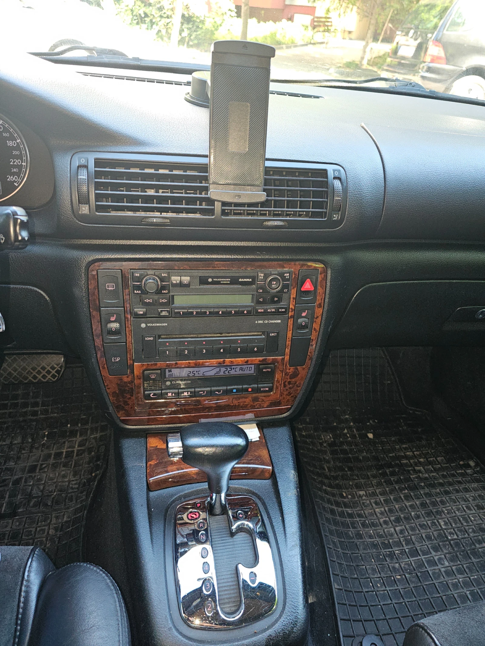 VW Passat, снимка 7 - Автомобили и джипове - 54889050