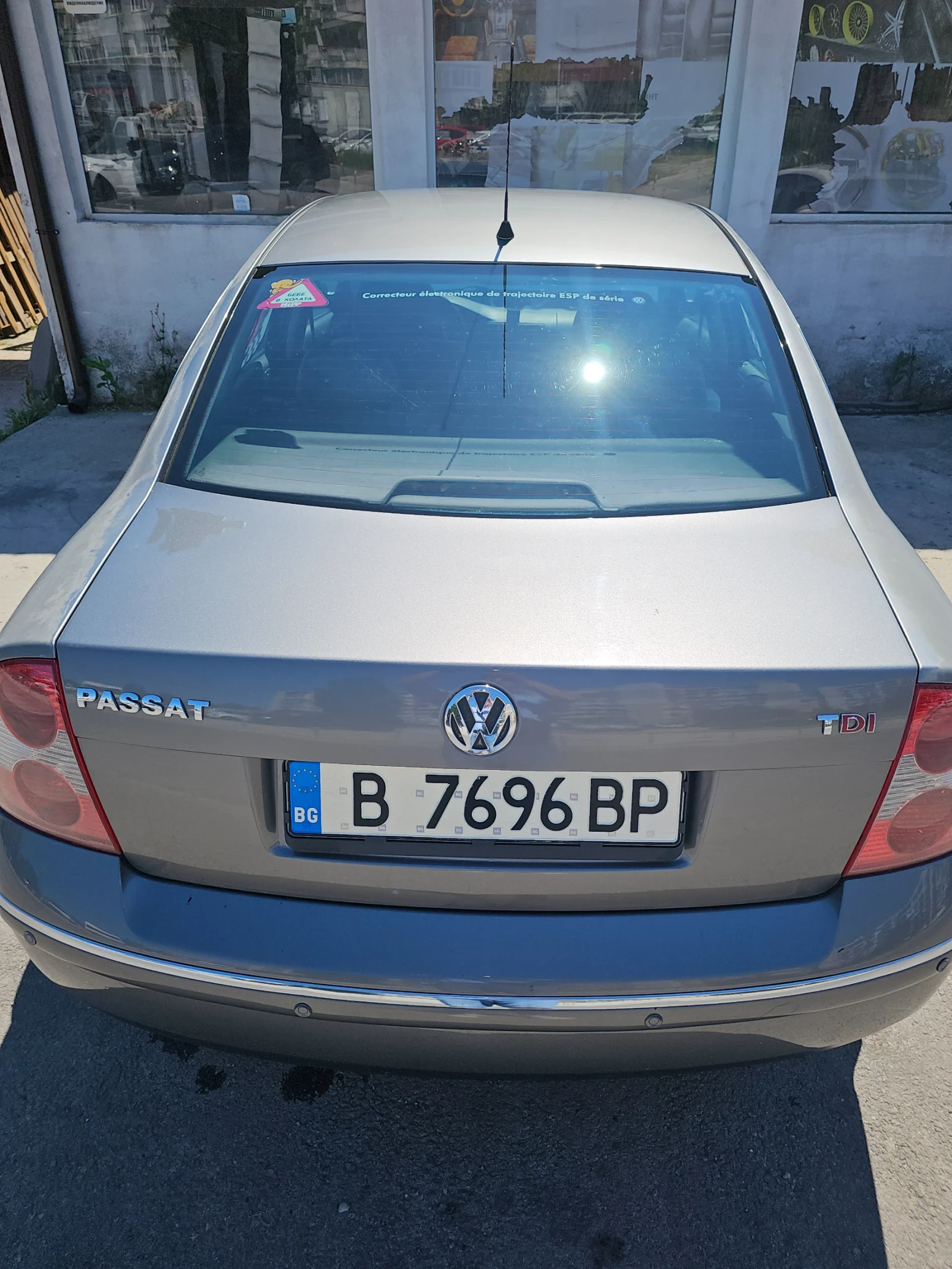 VW Passat, снимка 4 - Автомобили и джипове - 54889050