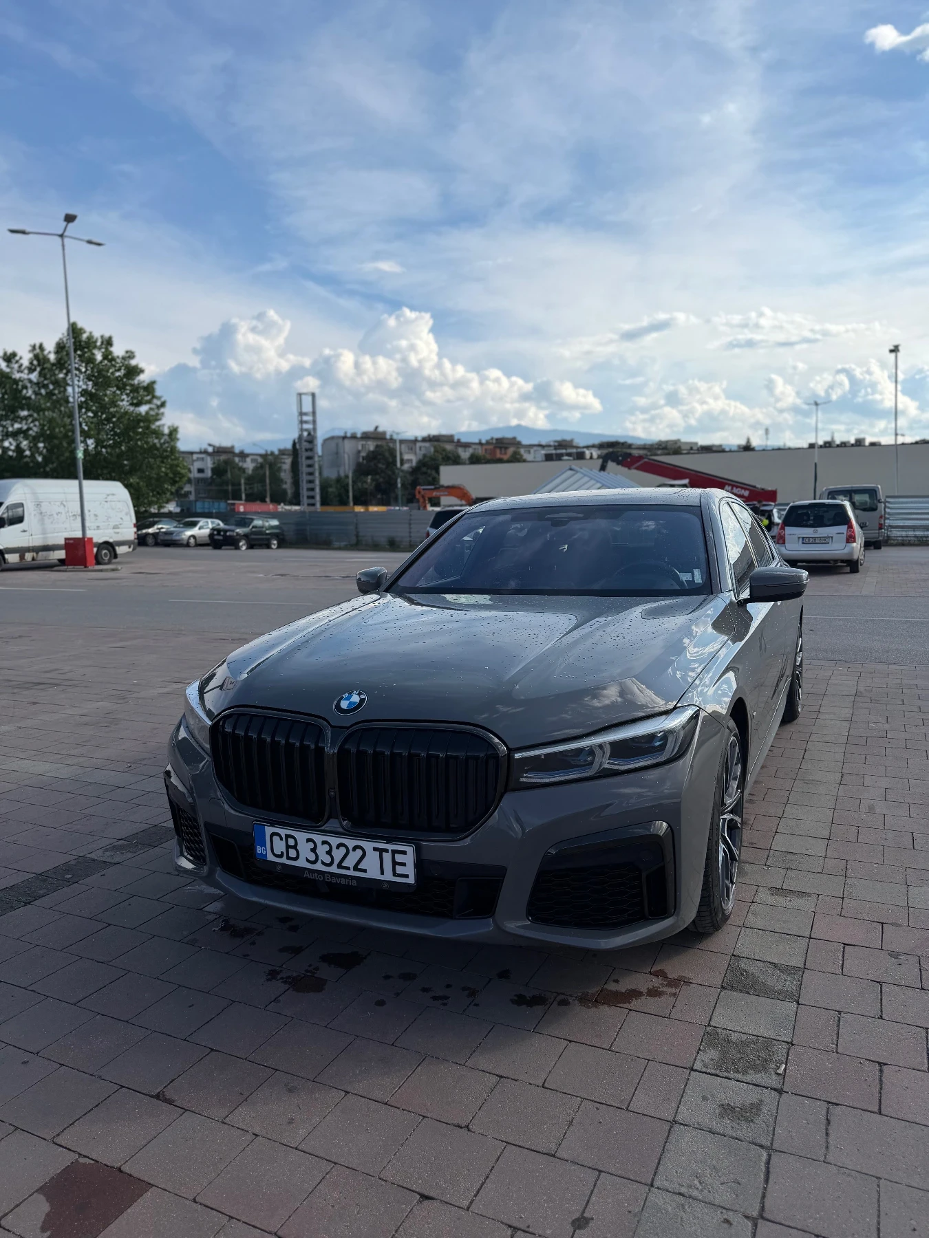 BMW 740