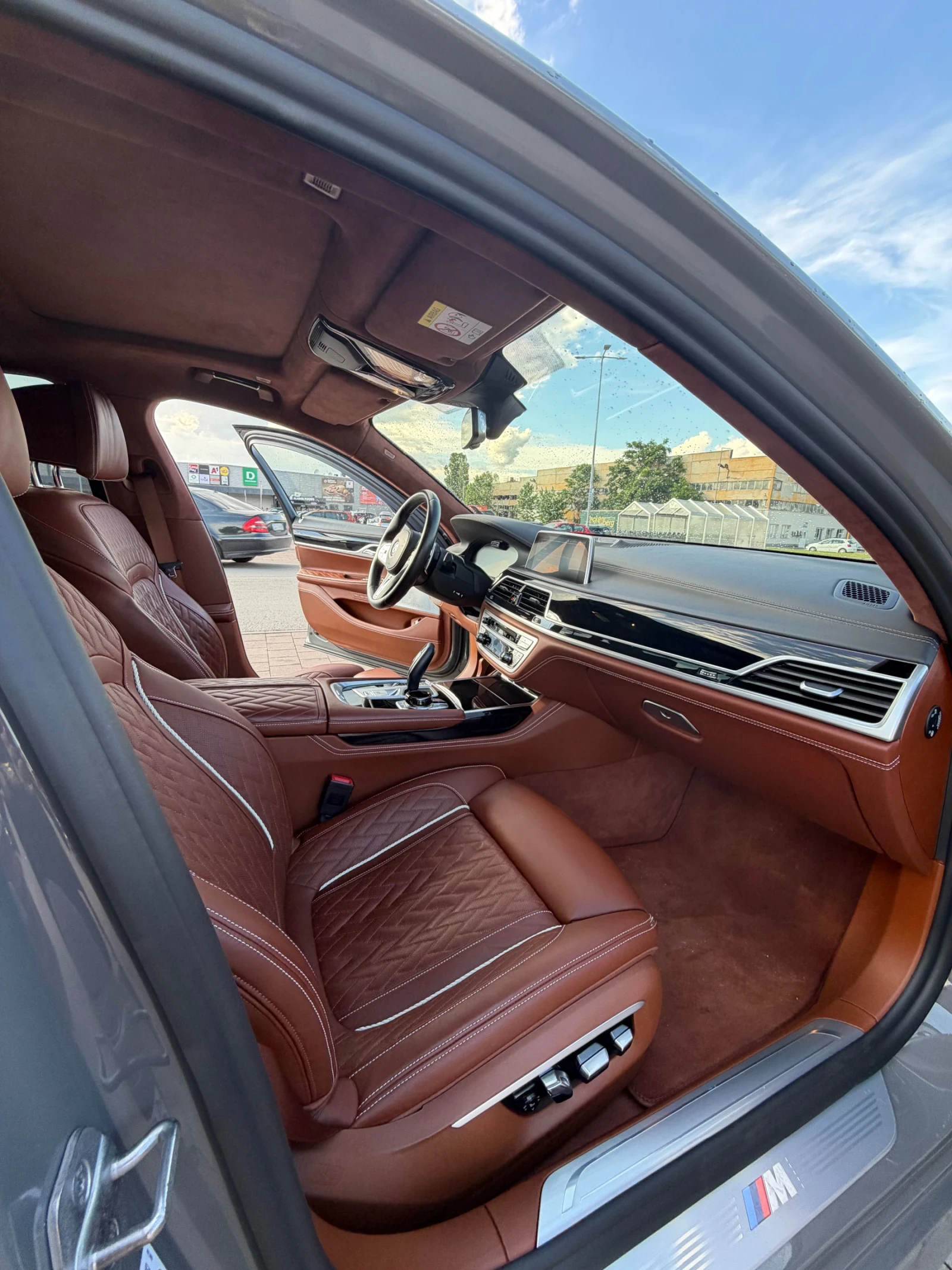 BMW 740, снимка 9 - Автомобили и джипове - 54947087