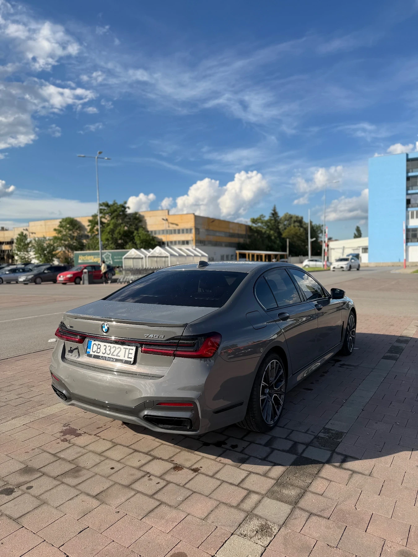 BMW 740, снимка 4 - Автомобили и джипове - 54947087