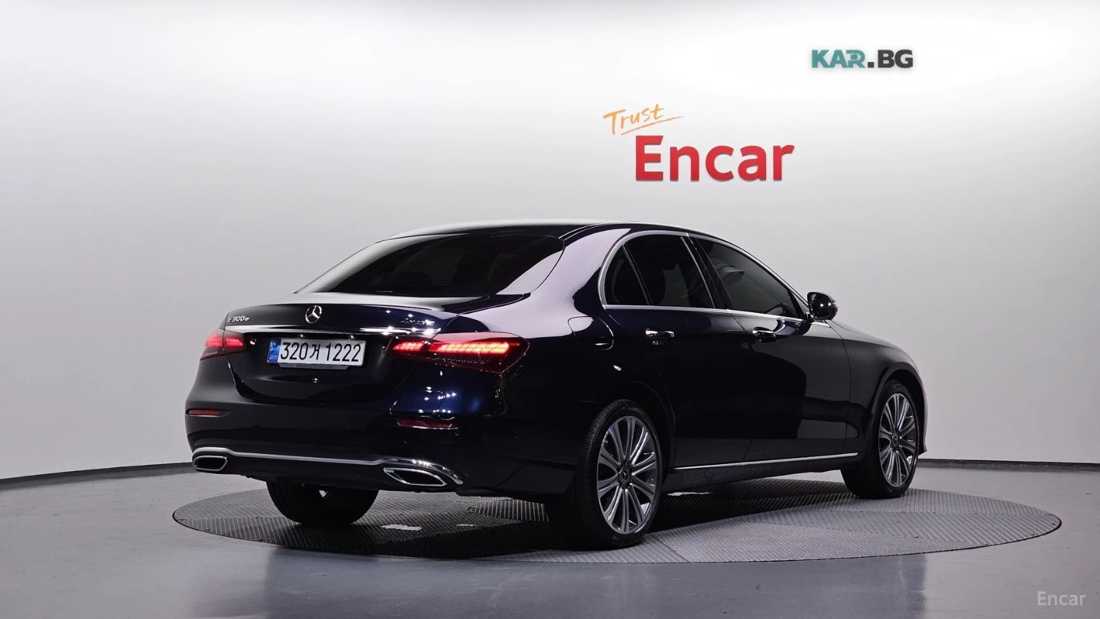 Mercedes-Benz E 300 4MATIC EXCLUSIVE* КОЖА* ПАНО* ОБДУХВ* 360* HUD, снимка 2 - Автомобили и джипове - 55120054