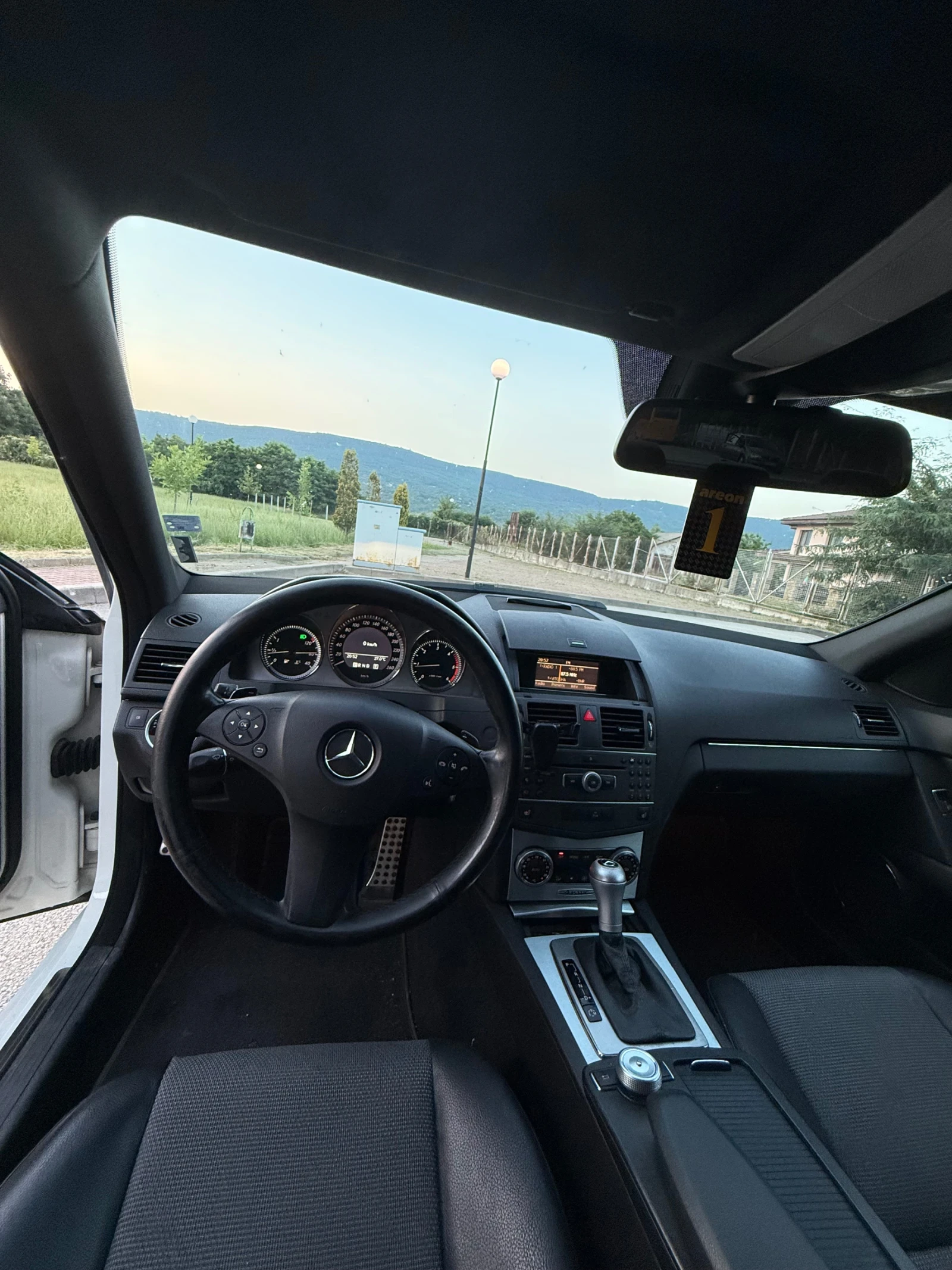 Mercedes-Benz C 250, снимка 8 - Автомобили и джипове - 55127629