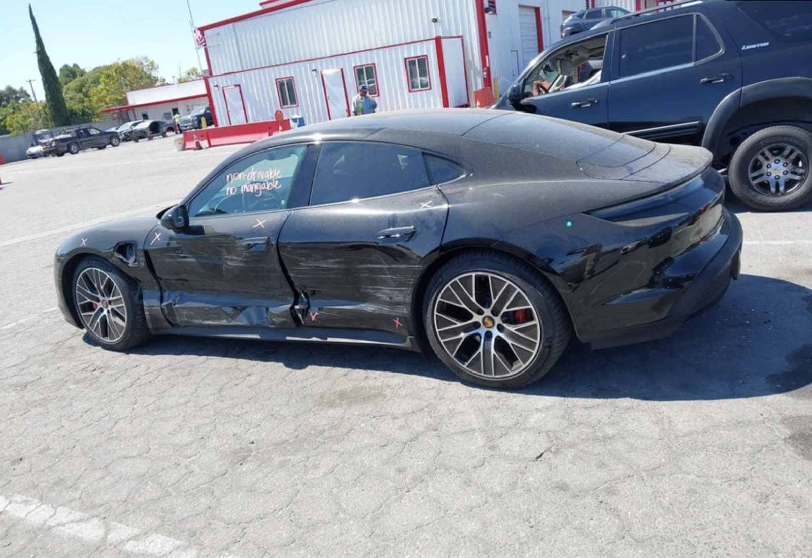 Porsche Taycan 4S / SPORT CHRONO , снимка 13 - Автомобили и джипове - 55173420