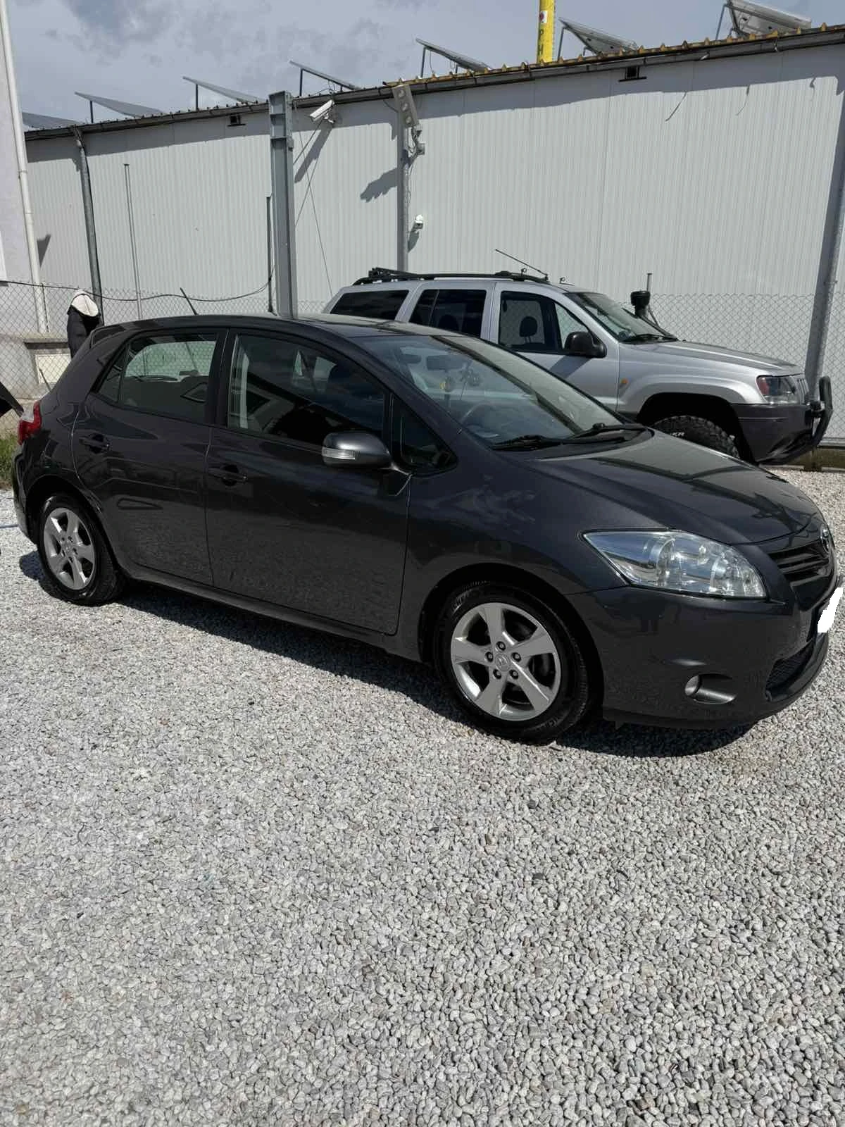 Toyota Auris, снимка 6 - Автомобили и джипове - 55278469