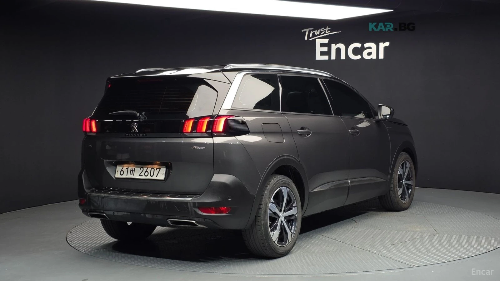 Peugeot 5008 * GT* LED* ПАНО* KEYLESS* Camera* ПОДГРЕВ* , снимка 2 - Автомобили и джипове - 55325918