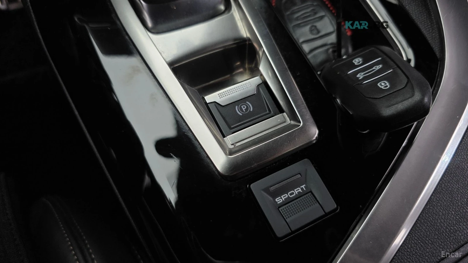 Peugeot 5008 * GT* LED* ПАНО* KEYLESS* Camera* ПОДГРЕВ* , снимка 15 - Автомобили и джипове - 55325918