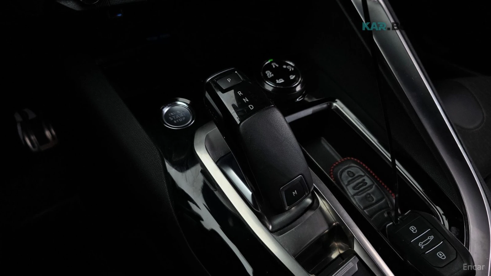 Peugeot 5008 * GT* LED* ПАНО* KEYLESS* Camera* ПОДГРЕВ* , снимка 9 - Автомобили и джипове - 55325918