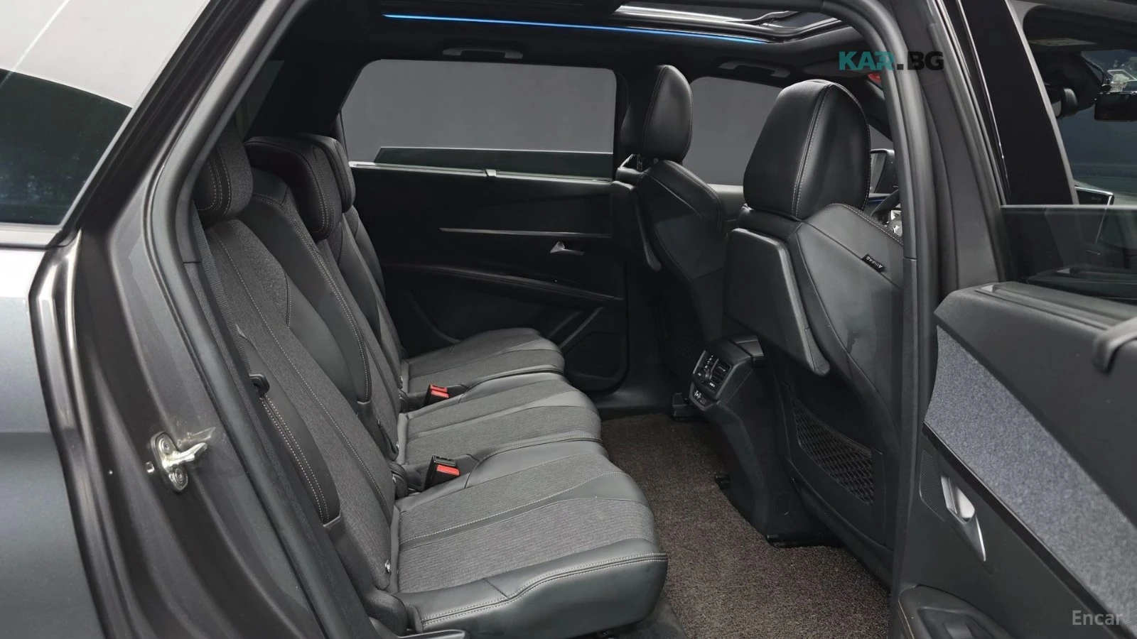 Peugeot 5008 * GT* LED* ПАНО* KEYLESS* Camera* ПОДГРЕВ* , снимка 11 - Автомобили и джипове - 55325918