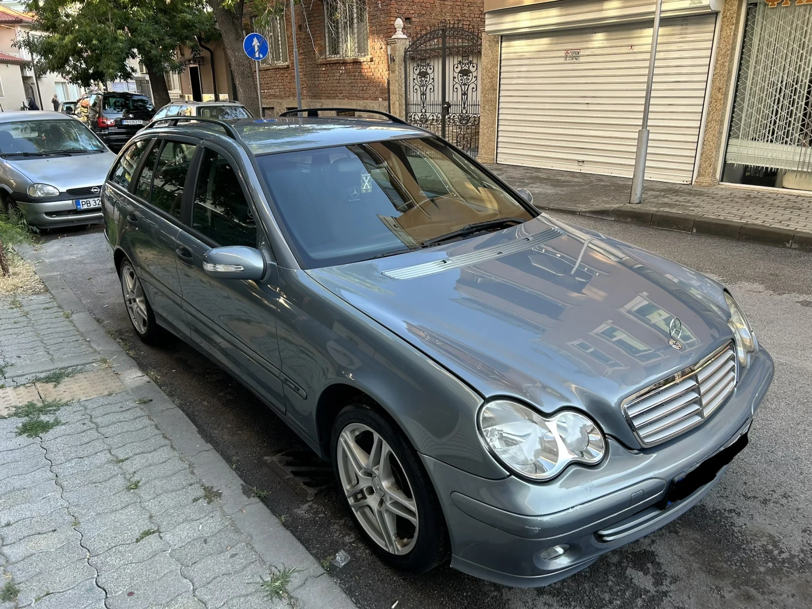 Mercedes-Benz C 200 TOP TOP, снимка 7 - Автомобили и джипове - 55503928