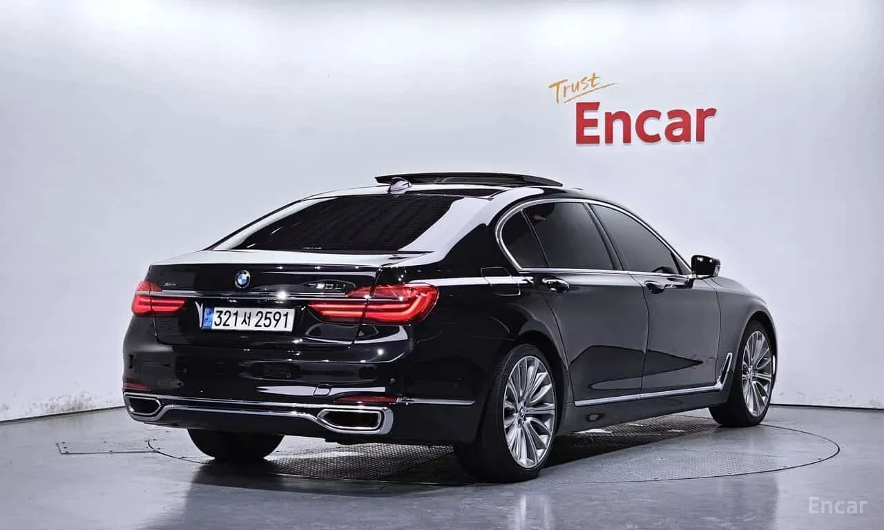 BMW 750 * 750Li xDrive * ЦЕНА ДО БГ, снимка 2 - Автомобили и джипове - 55573979