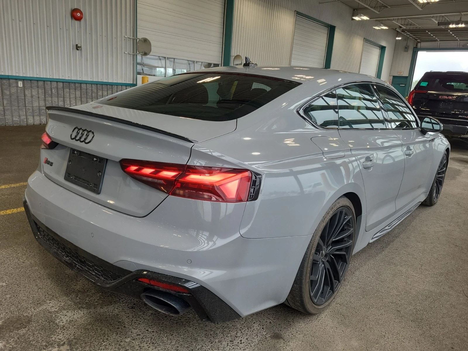 Audi Rs5 ПРОГНОЗНА ЦЕНА до БГ, снимка 3 - Автомобили и джипове - 55616592