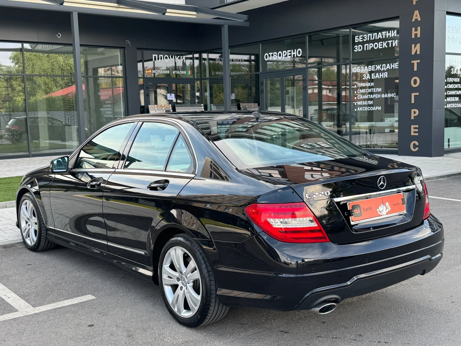 Mercedes-Benz C 220 AMG* AVANTGARDE* 7Gtronic+ * EURO 5, снимка 9 - Автомобили и джипове - 55941820