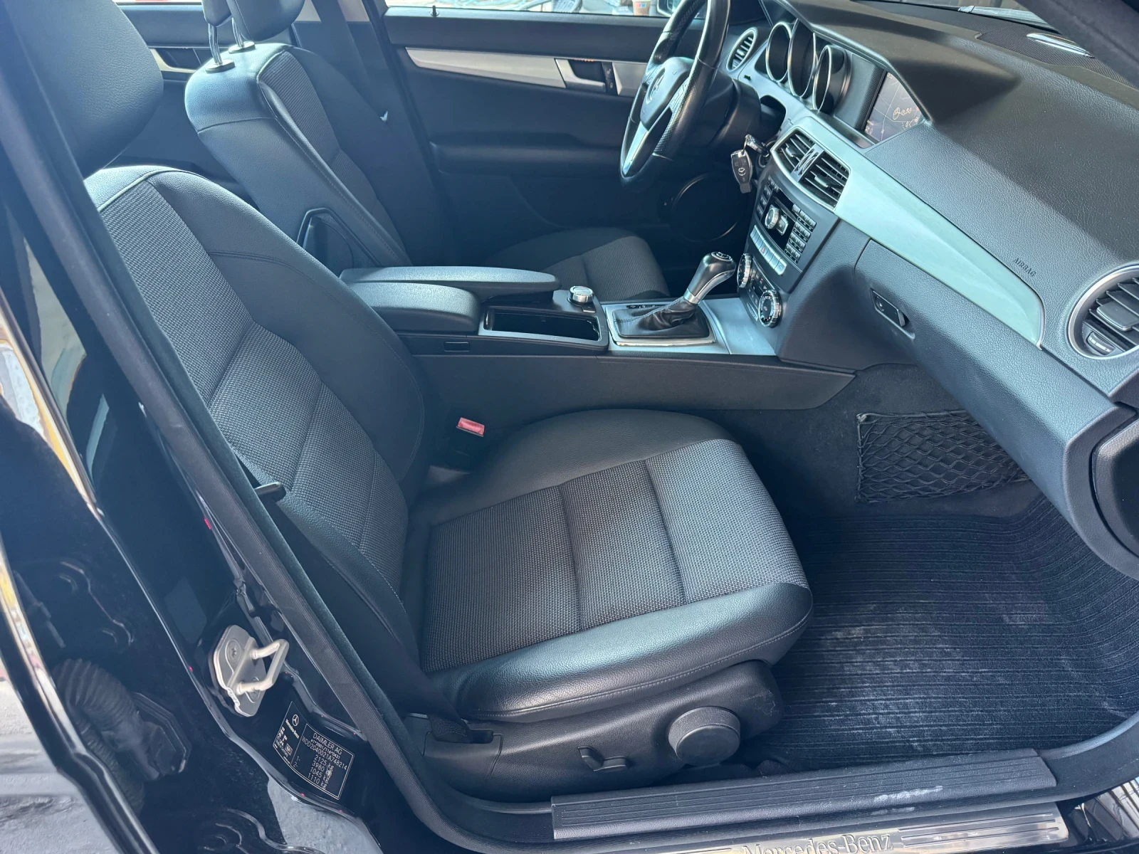 Mercedes-Benz C 220 AMG* AVANTGARDE* 7Gtronic+ * EURO 5 | Mobile.bg � ����������� 15