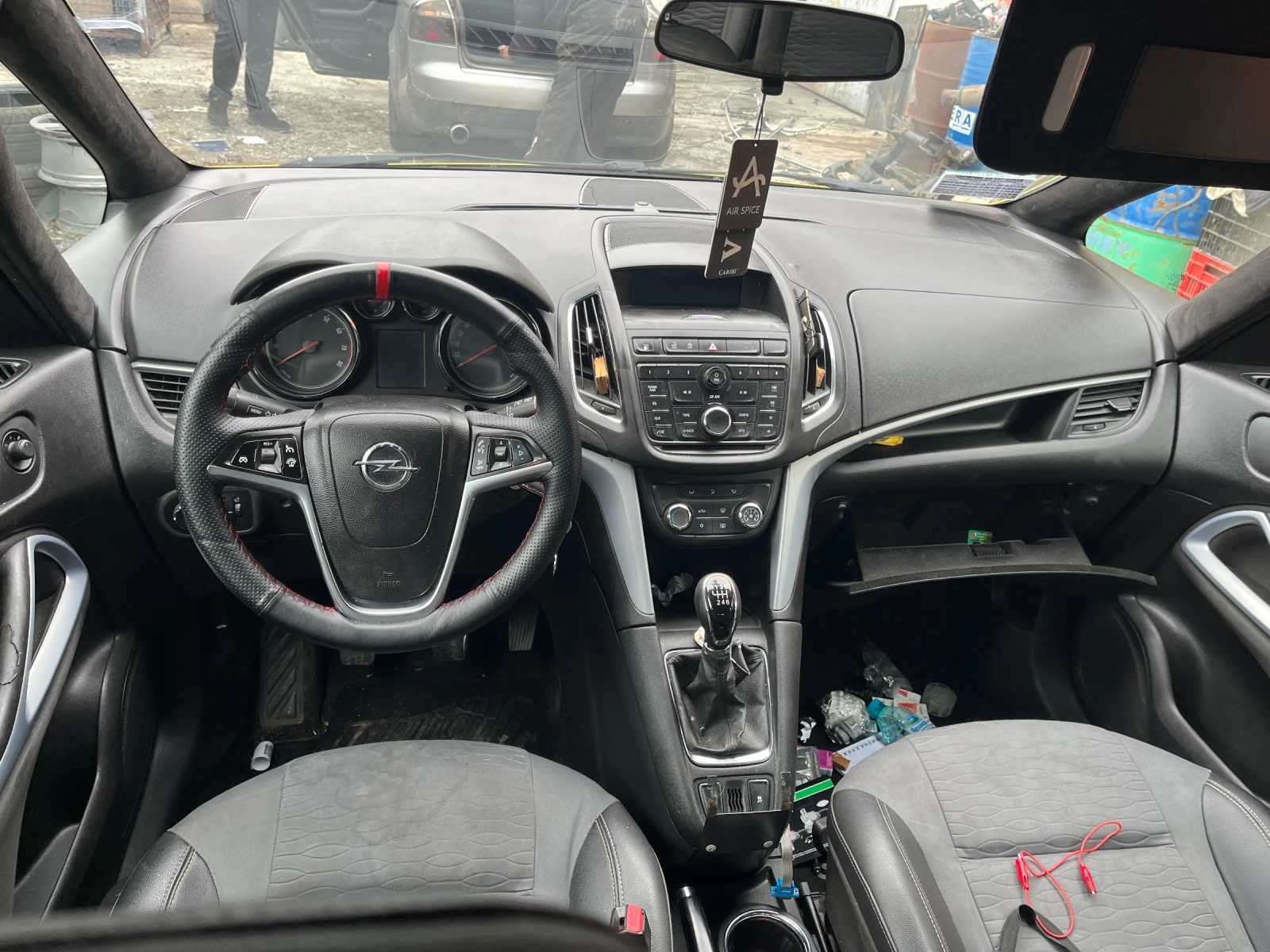 Opel Zafira 1.6i, снимка 5 - Автомобили и джипове - 56484530