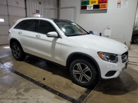  Mercedes-Benz GLC 30...