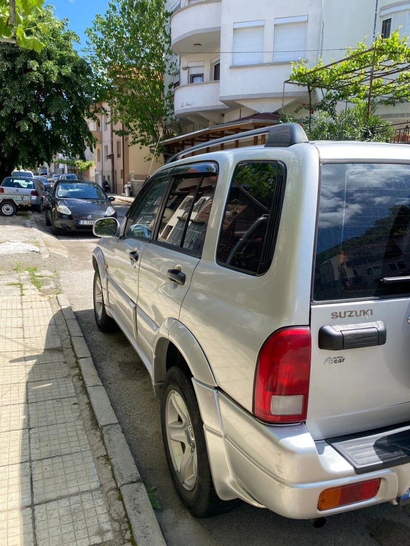 Suzuki Grand vitara, снимка 4 - Автомобили и джипове - 47609427