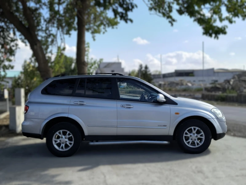 SsangYong Kyron 2.0XDi 4x4, снимка 3 - Автомобили и джипове - 50714520