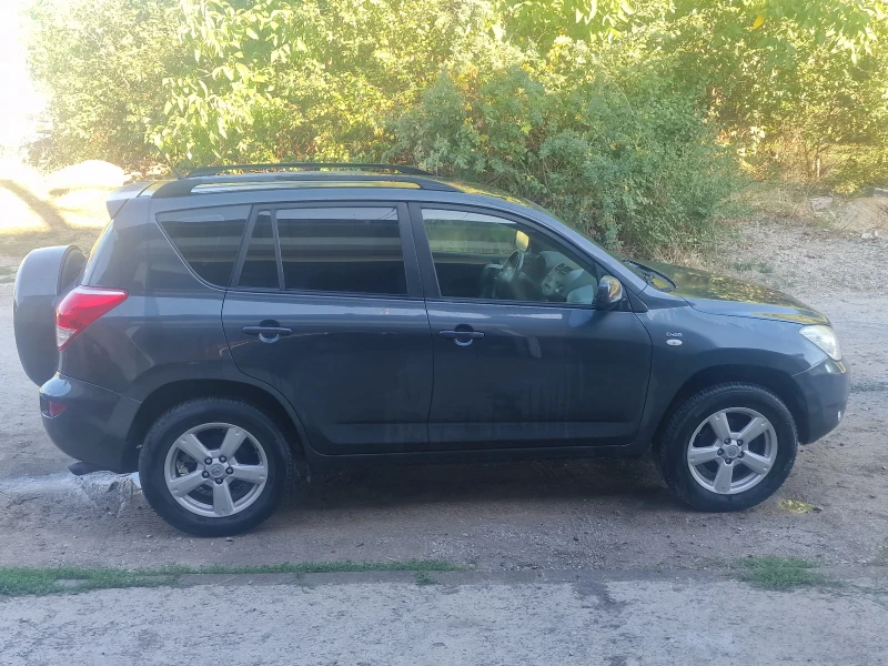 Toyota Rav4, снимка 5 - Автомобили и джипове - 52825657