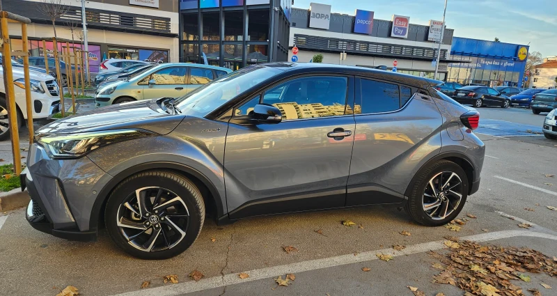 Toyota C-HR, снимка 9 - Автомобили и джипове - 52528103