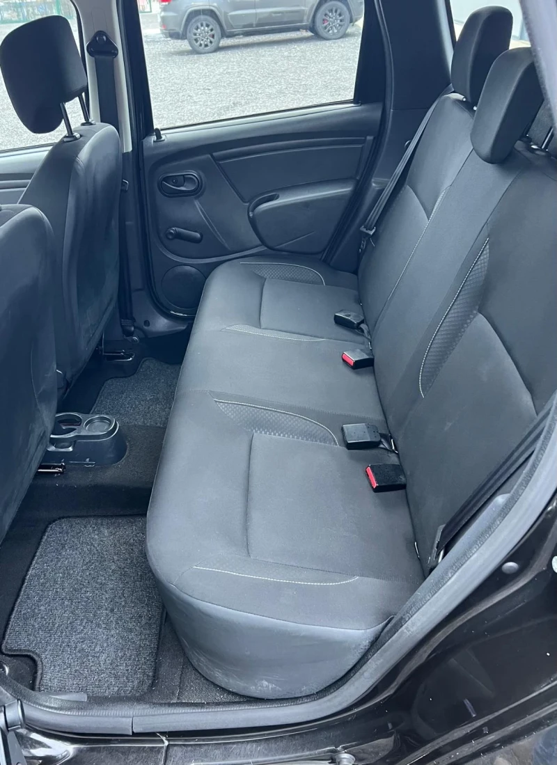 Dacia Duster 1.5DCI 109кс, снимка 5 - Автомобили и джипове - 53035916