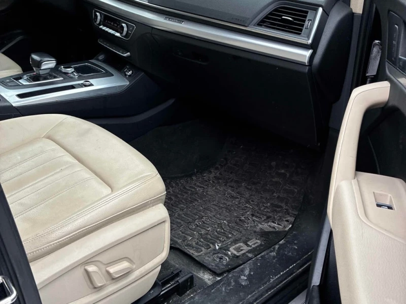 Audi Q5 * Progressiv * 360 CAM* CARFAX * ФИНАНСИРАНЕ* КЛИП, снимка 14 - Автомобили и джипове - 53094559