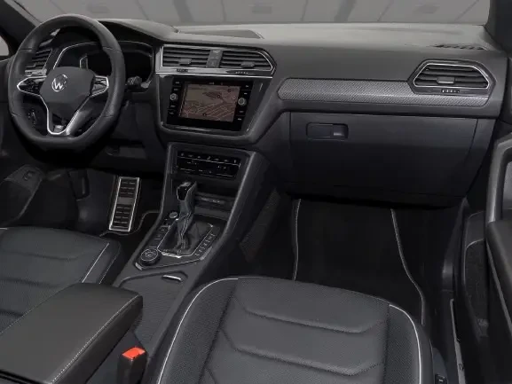 VW Tiguan Allspace 2.0 TDI 4Motion = R-line = 7 Seats Гаранция, снимка 6 - Автомобили и джипове - 55035807