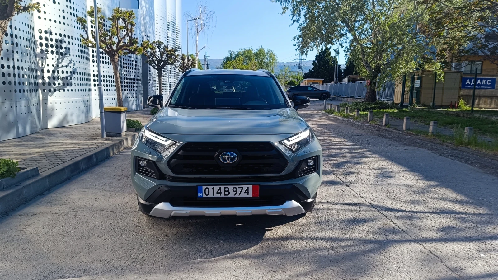 Toyota Rav4 ADVENTURE AWD, снимка 2 - Автомобили и джипове - 54323424