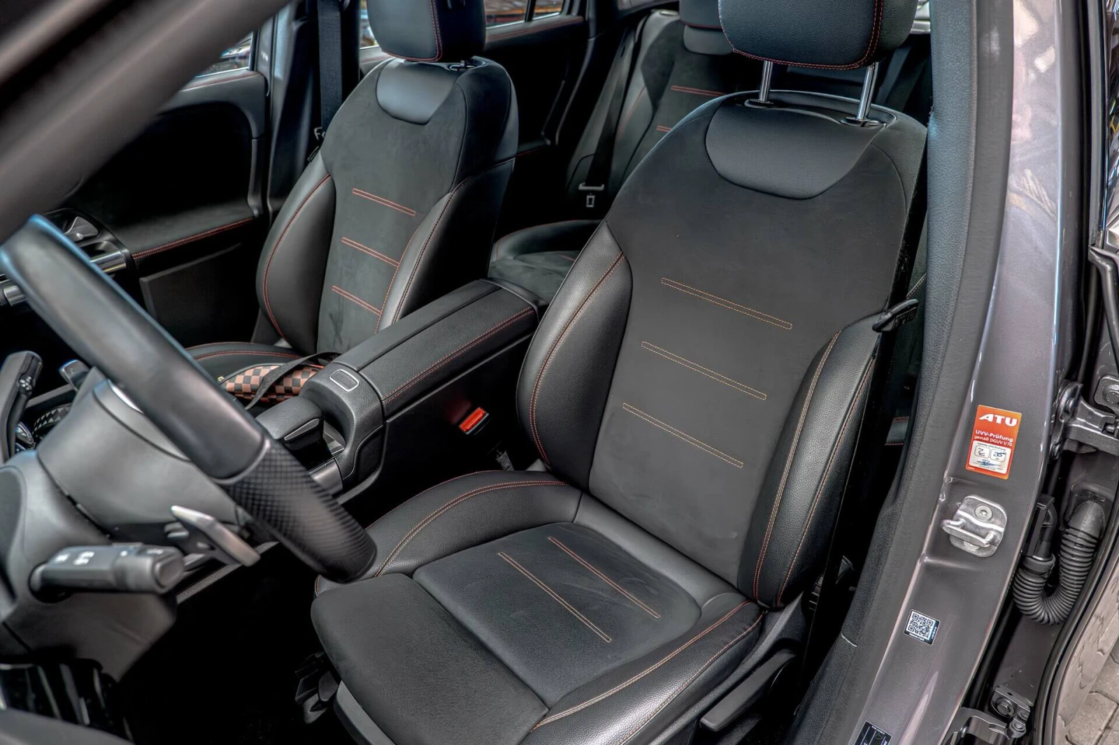 Mercedes-Benz EQA 250/AMG Line/Камера/Амбиент/MBUX/Dynamic Select/, снимка 10 - Автомобили и джипове - 54598919