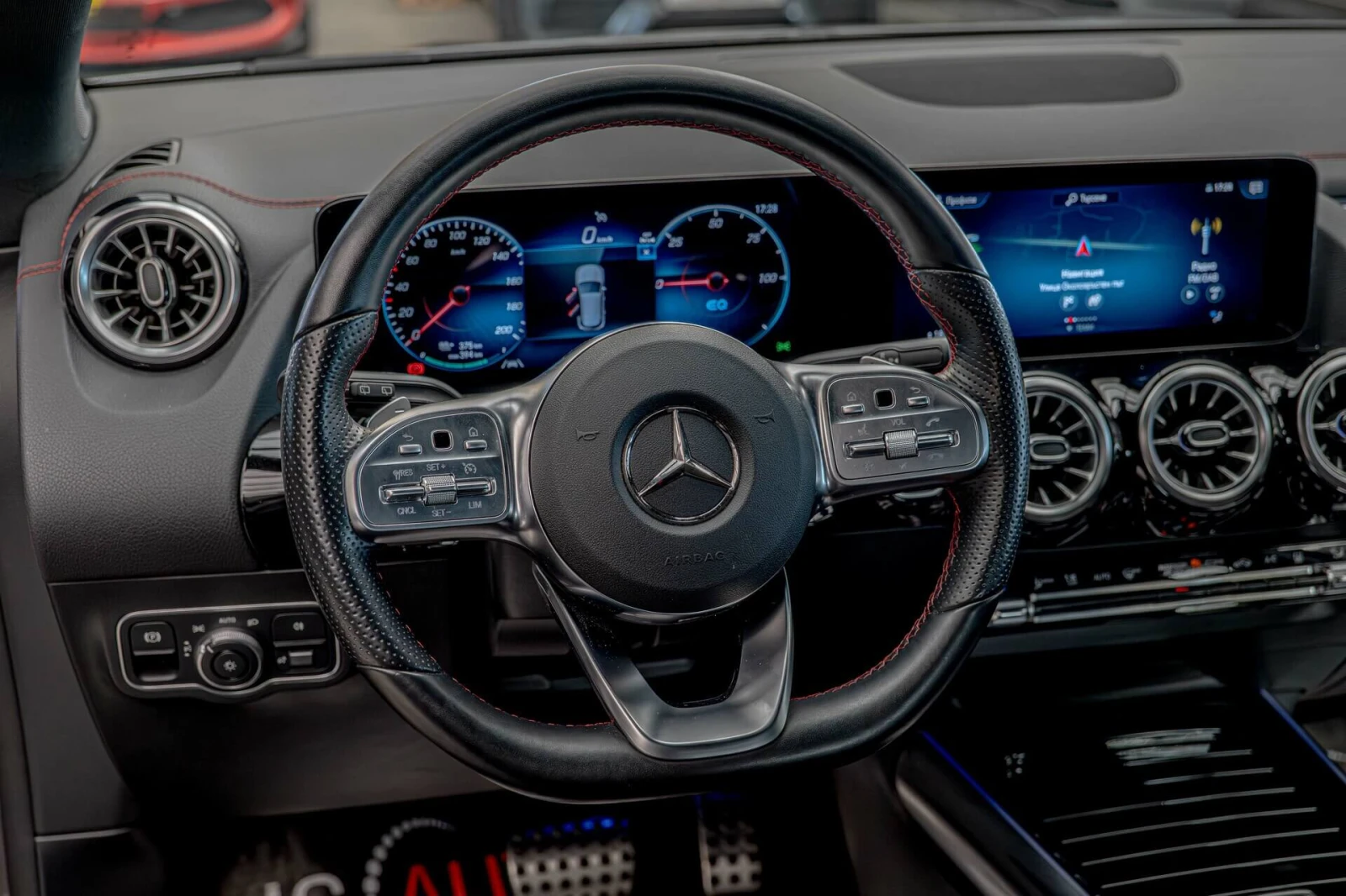 Mercedes-Benz EQA 250/AMG Line/Камера/Амбиент/MBUX/Dynamic Select/, снимка 9 - Автомобили и джипове - 54598919