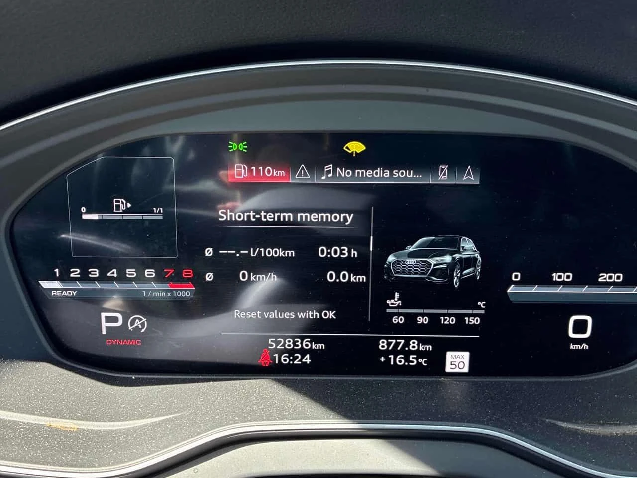 Audi Q5 Progressiv  CARFAX, снимка 8 - Автомобили и джипове - 54756337