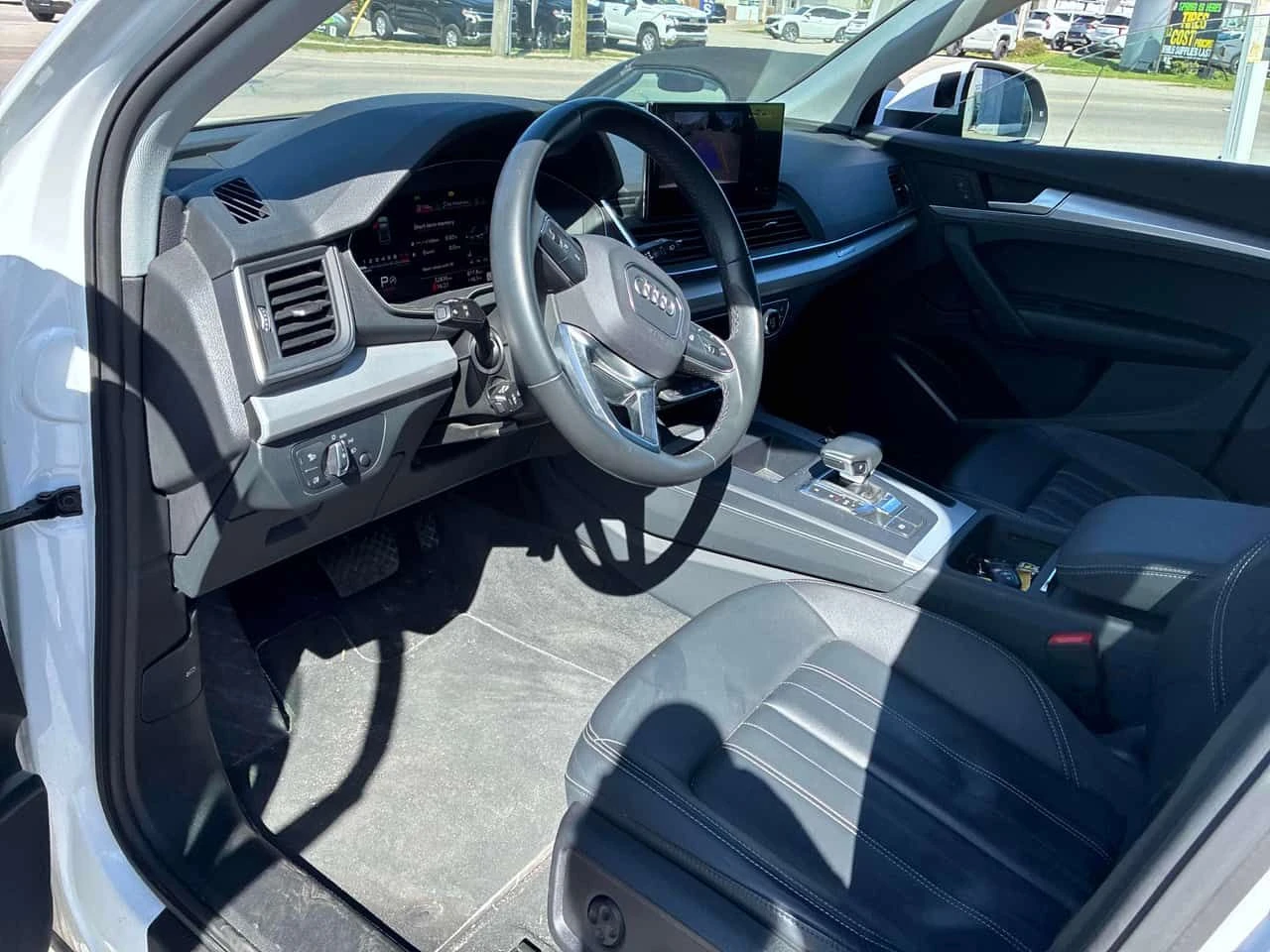 Audi Q5 Progressiv  CARFAX, снимка 5 - Автомобили и джипове - 54756337