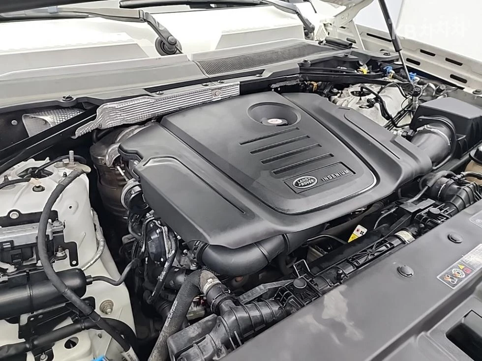Land Rover Defender S SPORT+ 360CAM NAVI FULL, снимка 5 - Автомобили и джипове - 55540111