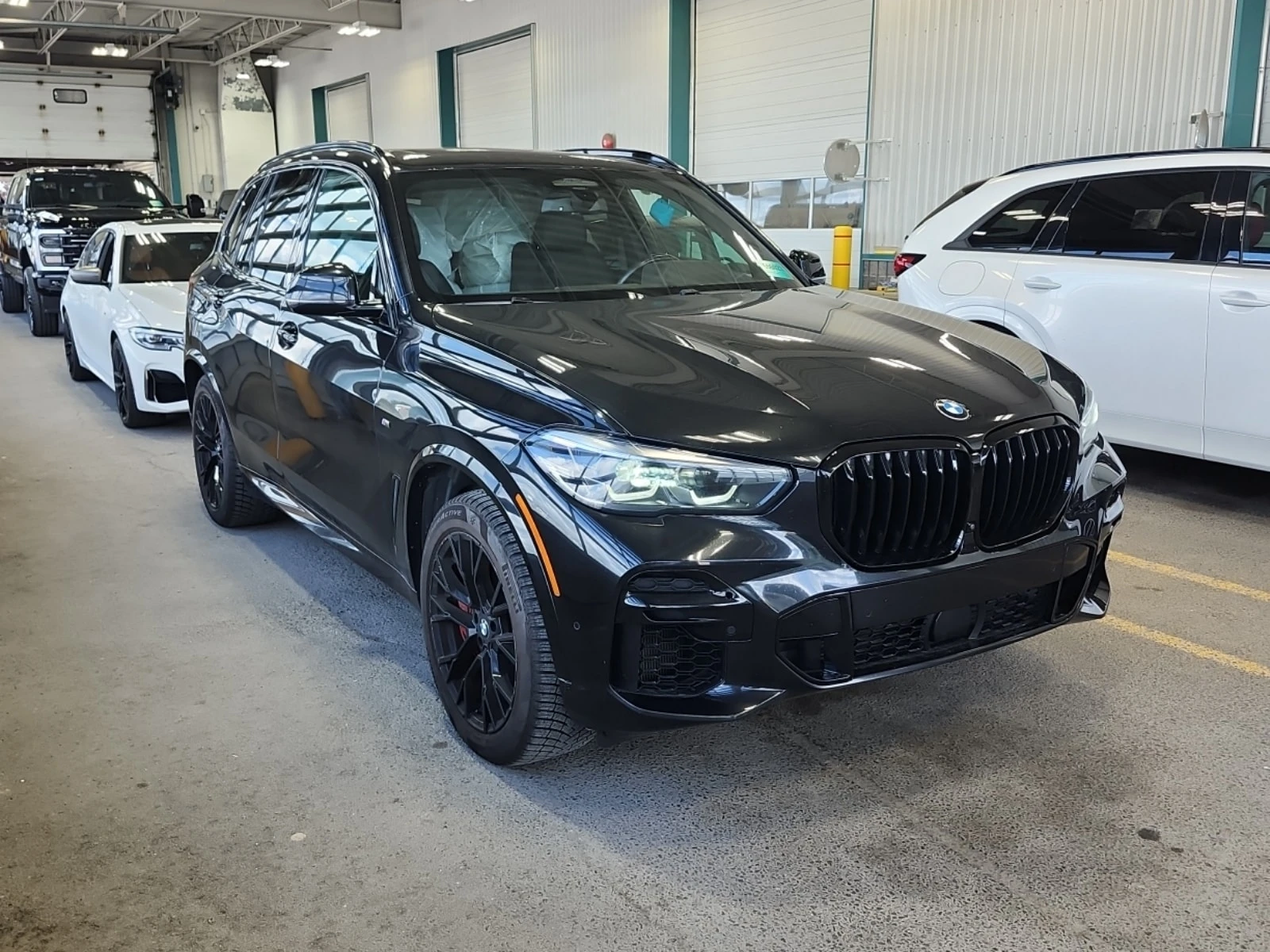 BMW X5 * M50I* ПОДГРЕВ* COMFORT ACCESS* PARKING ASSIST* , снимка 2 - Автомобили и джипове - 55994657