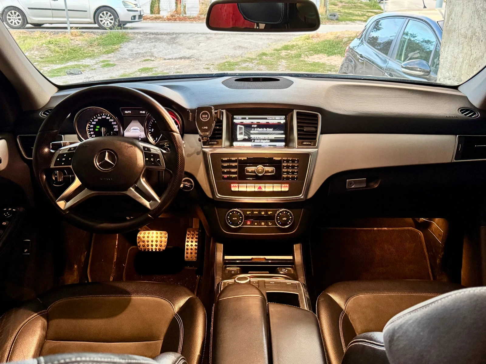 Mercedes-Benz ML 350 AMG на пружини, снимка 16 - Автомобили и джипове - 56215950