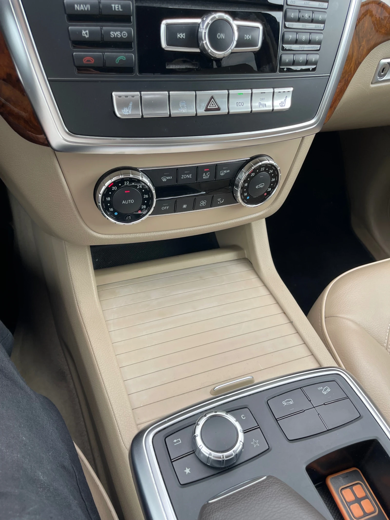 Mercedes-Benz ML 350, снимка 14 - Автомобили и джипове - 56276867