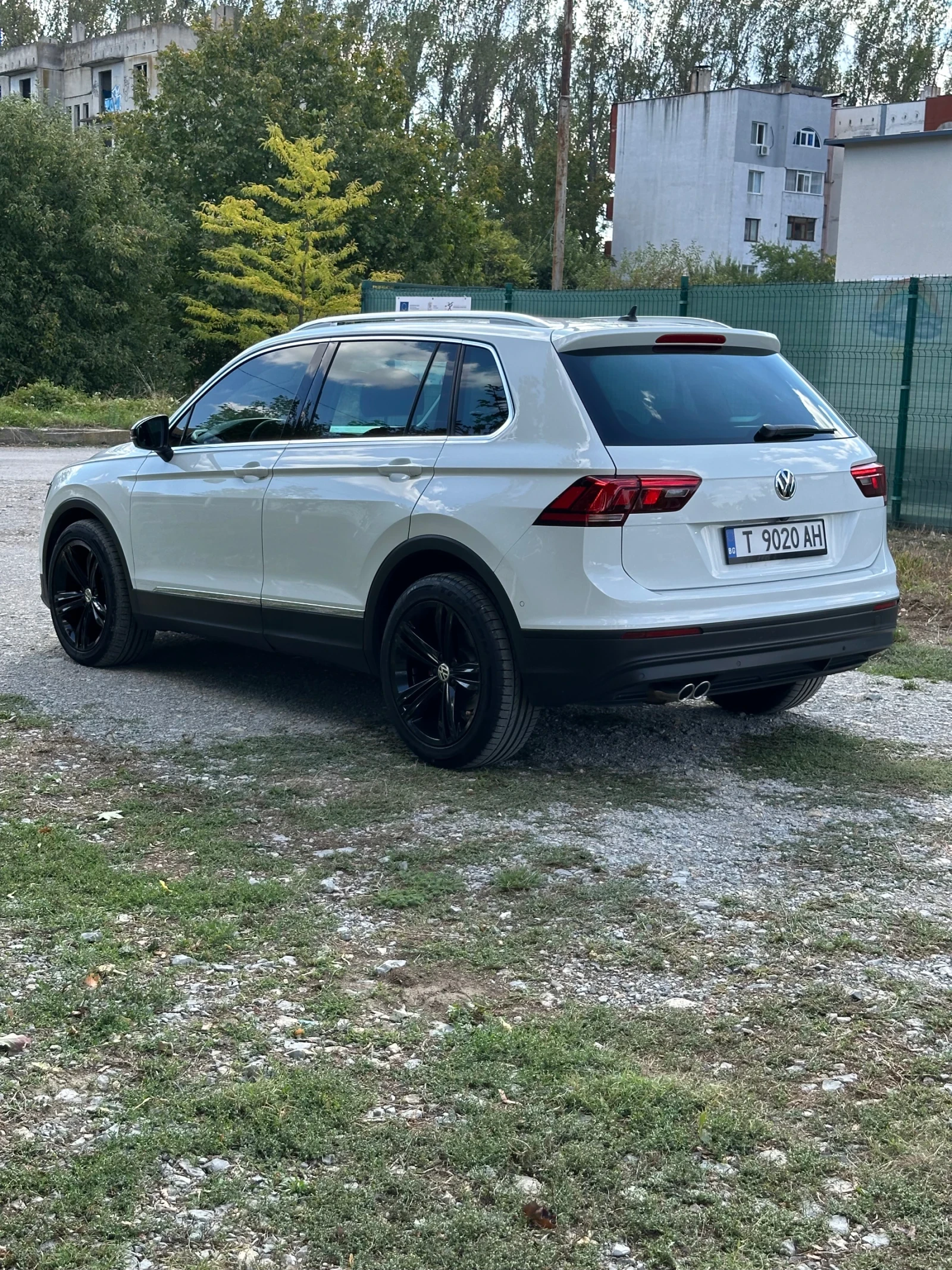 VW Tiguan 2.0TDI 150HP Digital , снимка 4 - Автомобили и джипове - 56341280