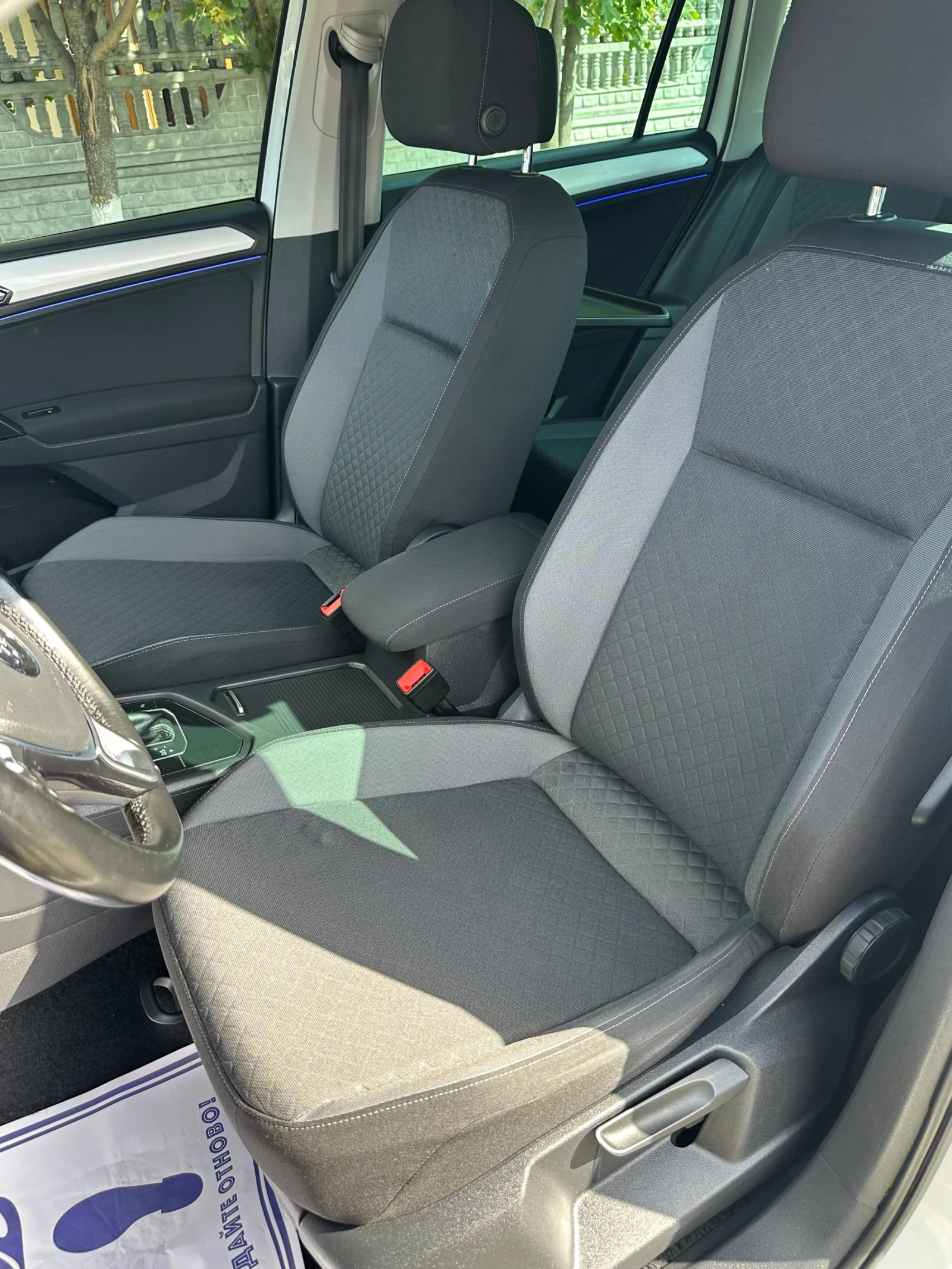 VW Tiguan 2.0TDI 150HP Digital , снимка 7 - Автомобили и джипове - 56341280